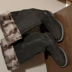 Women's suede winter boots
